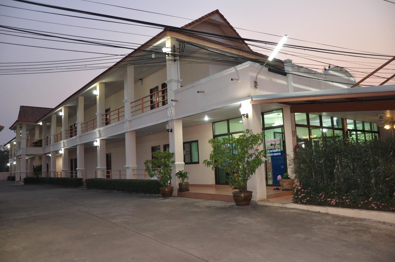 Poon Suk Hotel กบินทร์บุรี ภายนอก รูปภาพ